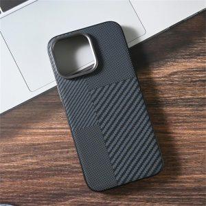 iPhone 15 Pro Max Doyers Carbon Fiber Protective Cover – Black