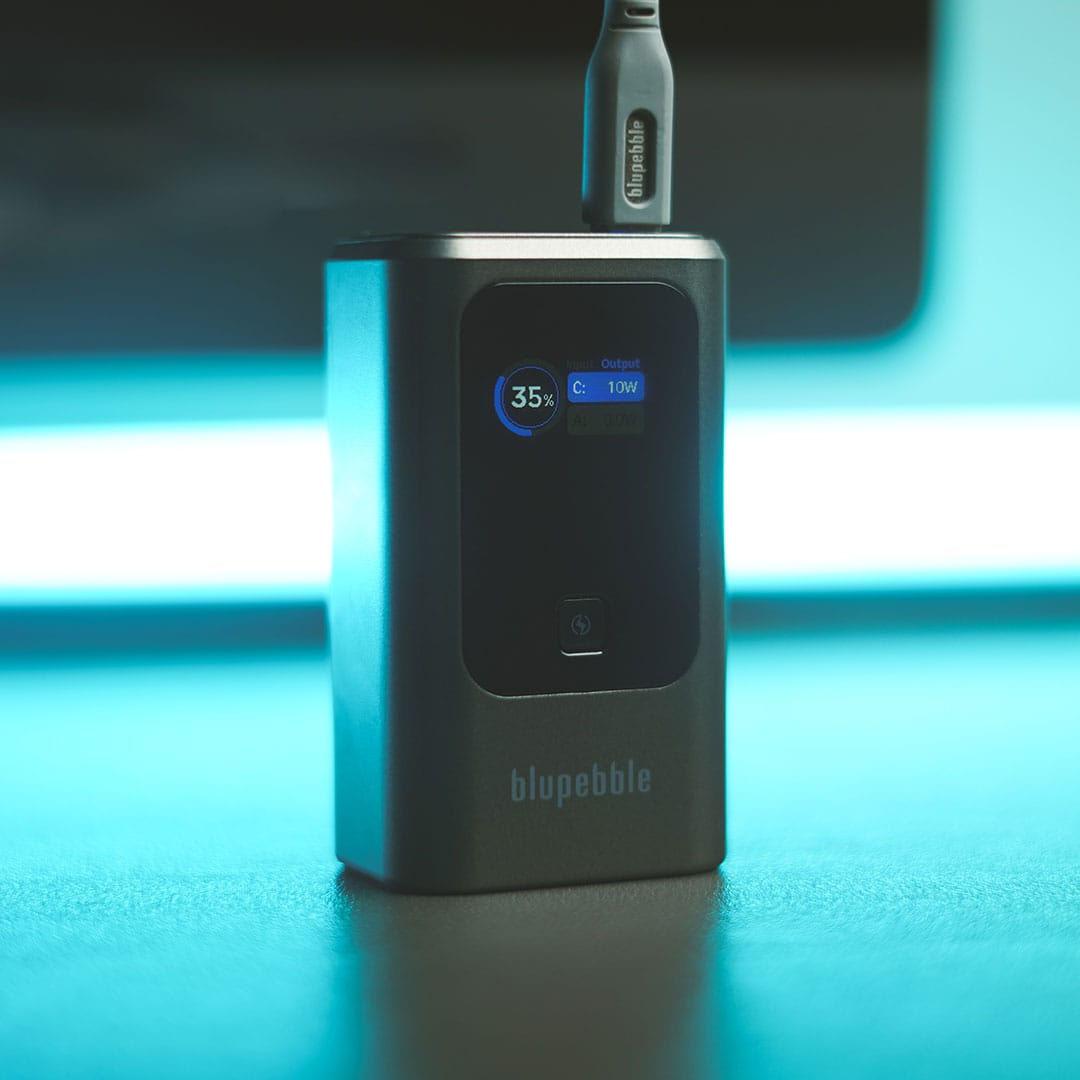 Blupebble LinkPod 35W 10000mAh Power Bank with Retractable Cable - Gray BP-PBLNKPD35-GY - Image 2